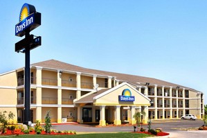 Hotel DAYS INN BY WYNDHAM OKLAHOMA CITY/MOORE