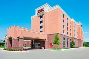 Hotel HAMPTON INN AND SUITES-DETROIT-AIRPORT-ROMULUS