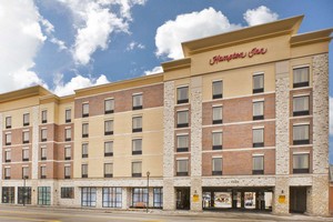 Hotel HAMPTON INN BY HILTON DETROIT DEARBORN MI