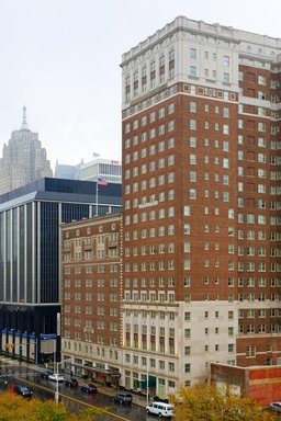 Hotel DOUBLETREE SUITES BY HILTON DETROIT DOWNTOWN - FORT SHELBY