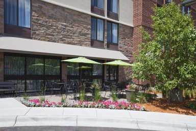 Hotel HOLIDAY INN EXPRESS & SUITES BLOOMINGTON - MPLS ARPT AREA W