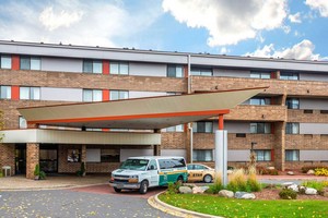 Hotel QUALITY INN & SUITES MALL OF AMERICA - MSP AIRPORT