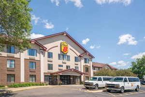 Hotel SUPER 8 BLOOMINGTON/AIRPORT