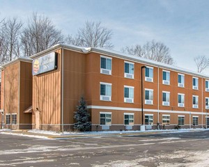 Hotel COMFORT INN NEW BUFFALO NEAR INTERSTATE 94