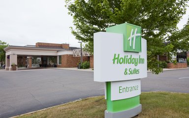 Hotel HOLIDAY INN & SUITES ST. CLOUD