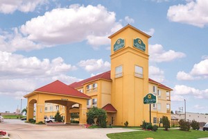 Hotel LA QUINTA INN & SUITES TULSA AIRPORT / EXPO SQUARE