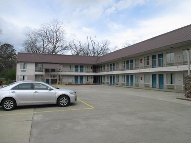 Hotel RED CARPET INN TAYLORSVILLE