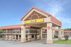 Hotel SUPER 8 TULSA