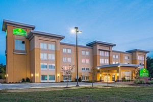 Hotel LA QUINTA INN & SUITES STARKVILLE AT MSU