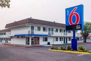 Hotel MOTEL 6 KALISPELL MT