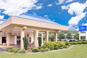 Hotel BAYMONT INN & SUITES GREENVILLE
