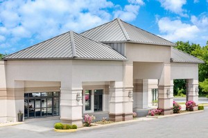 Hotel CLARION HOTEL & CONFERENCE CENTER AT EXTON