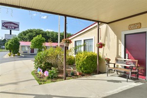 Hotel COUNTRY HEARTH INN AND SUITES KINSTON