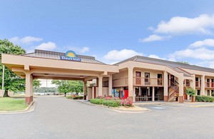 Hotel DAYS INN WILSON