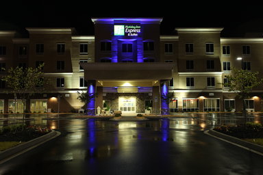 Hotel HOLIDAY INN EXPRESS & SUITES GOLDSBORO - BASE AREA