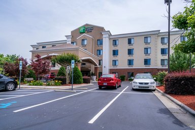 Hotel HOLIDAY INN EXPRESS & SUITES ROANOKE RAPIDS SE