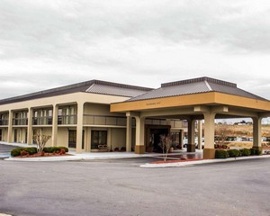 Hotel QUALITY INN ROANOKE RAPIDS