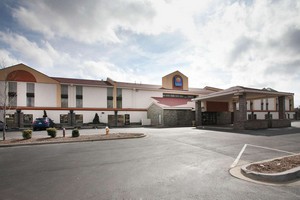 Hotel COMFORT INN & SUITES STATESVILLE