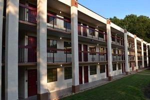 Hotel RED ROOF INN & SUITES LINCOLN