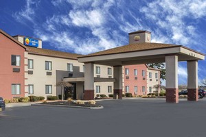 Hotel COMFORT INN BATAVIA-DARIEN - AMUSEMENT PARK AREA