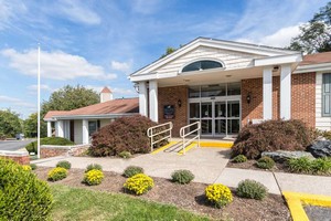 Hotel QUALITY INN & SUITES CONFERENCE CENTER