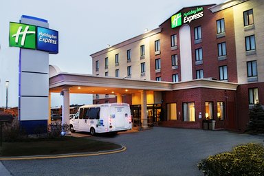 Hotel HOLIDAY INN EXPRESS NEW YORK JFK AIRPORT AREA