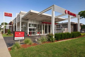 Hotel RAMADA BY WYNDHAM ROCKVILLE CENTRE