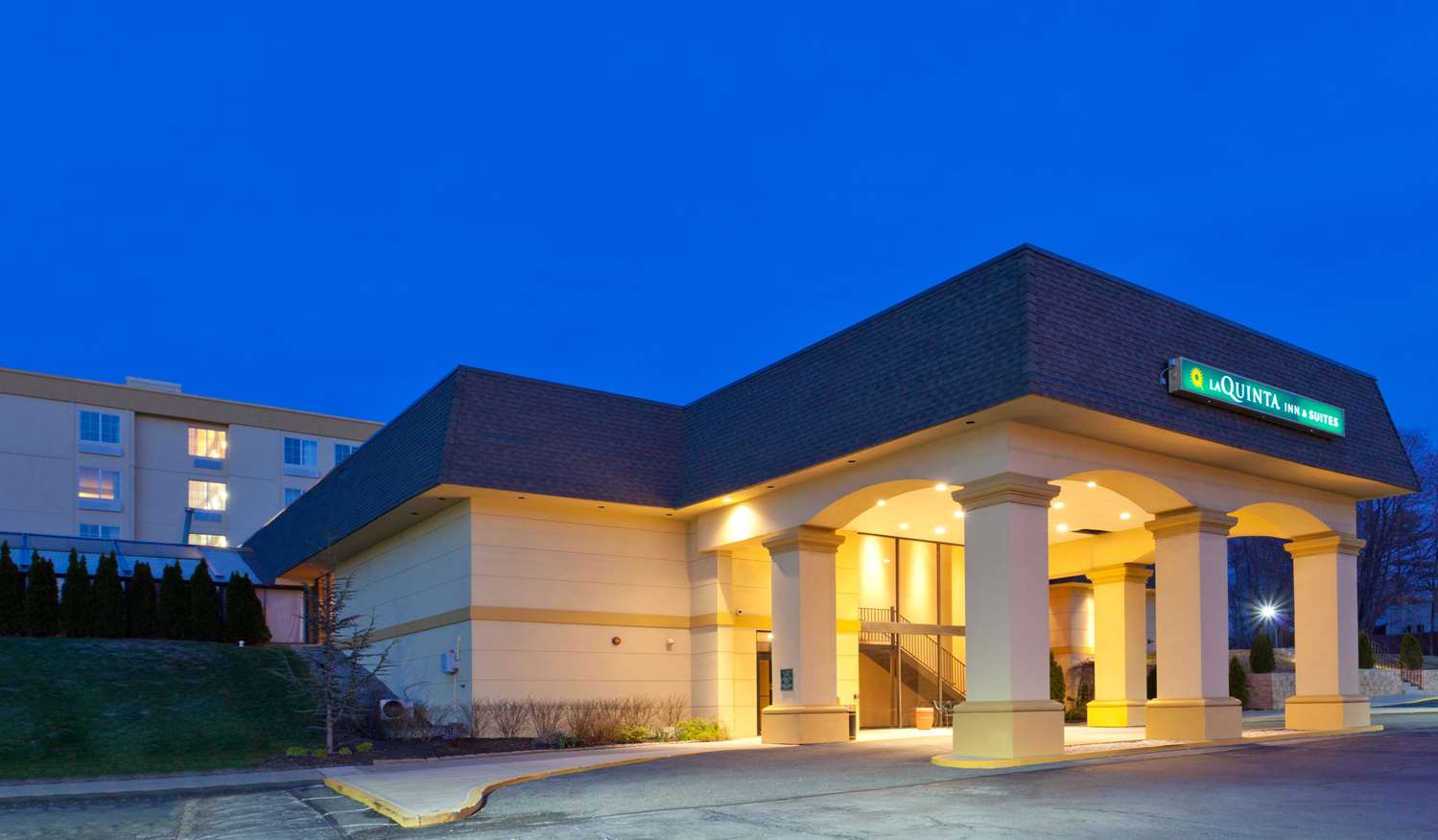 Hotel LA QUINTA INN & SUITES WHITE PLAINS - ELMSFORD