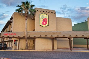 Hotel SUPER 8 LAS VEGAS NORTH STRIP/FREMONT STREET AREA