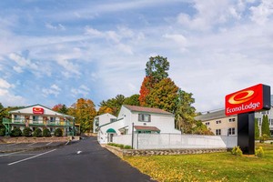 Hotel ECONO LODGE LAKE GEORGE