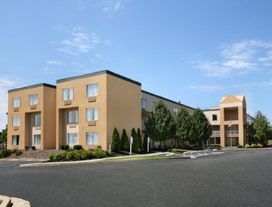 Hotel BAYMONT INN AND SUITES AKRON NORTH/COPLEY