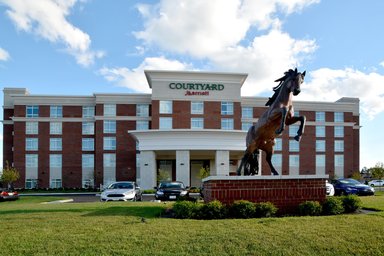 Hotel COURTYARD YOUNGSTOWN CANFIELD