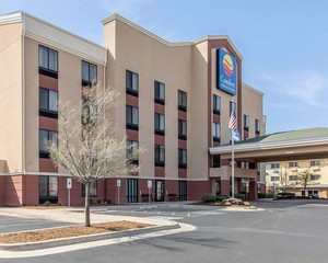 Hotel COMFORT INN & SUITES QUAIL SPRINGS