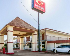 Hotel ECONO LODGE  INN & SUITES NEAR BRICKTOWN
