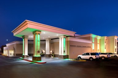 Hotel HOLIDAY INN & SUITES OKLAHOMA CITY NORTH
