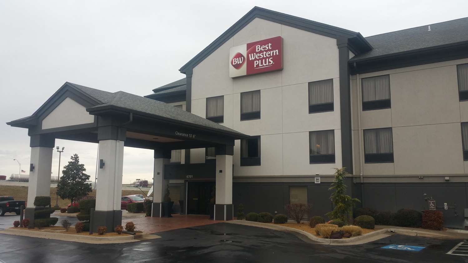 Hotel BEST WESTERN PLUS MIDWEST CITY INN & SUITES