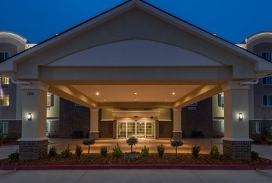 Hotel CANDLEWOOD SUITES MIDWEST CITY
