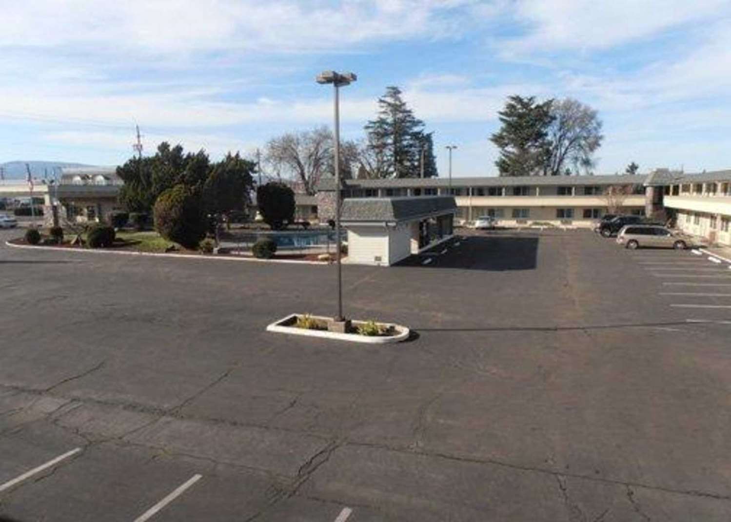 Hotel ECONO LODGE INN & SUITES CENTRAL