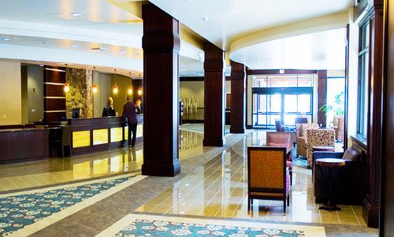 Hotel SEVEN FEATHERS CASINO RESORT
