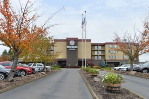 Hotel RED LION HOTEL SALEM