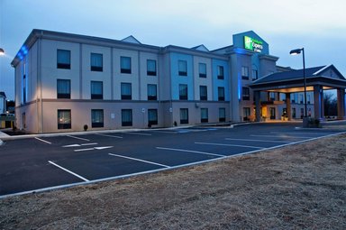 Hotel HOLIDAY INN EXPRESS & SUITES YORK NE - MARKET STREET