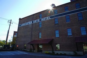 Hotel LANCASTER ARTS HOTEL