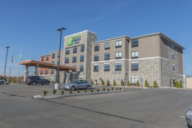 Hotel HOLIDAY INN EXPRESS & SUITES CLARION