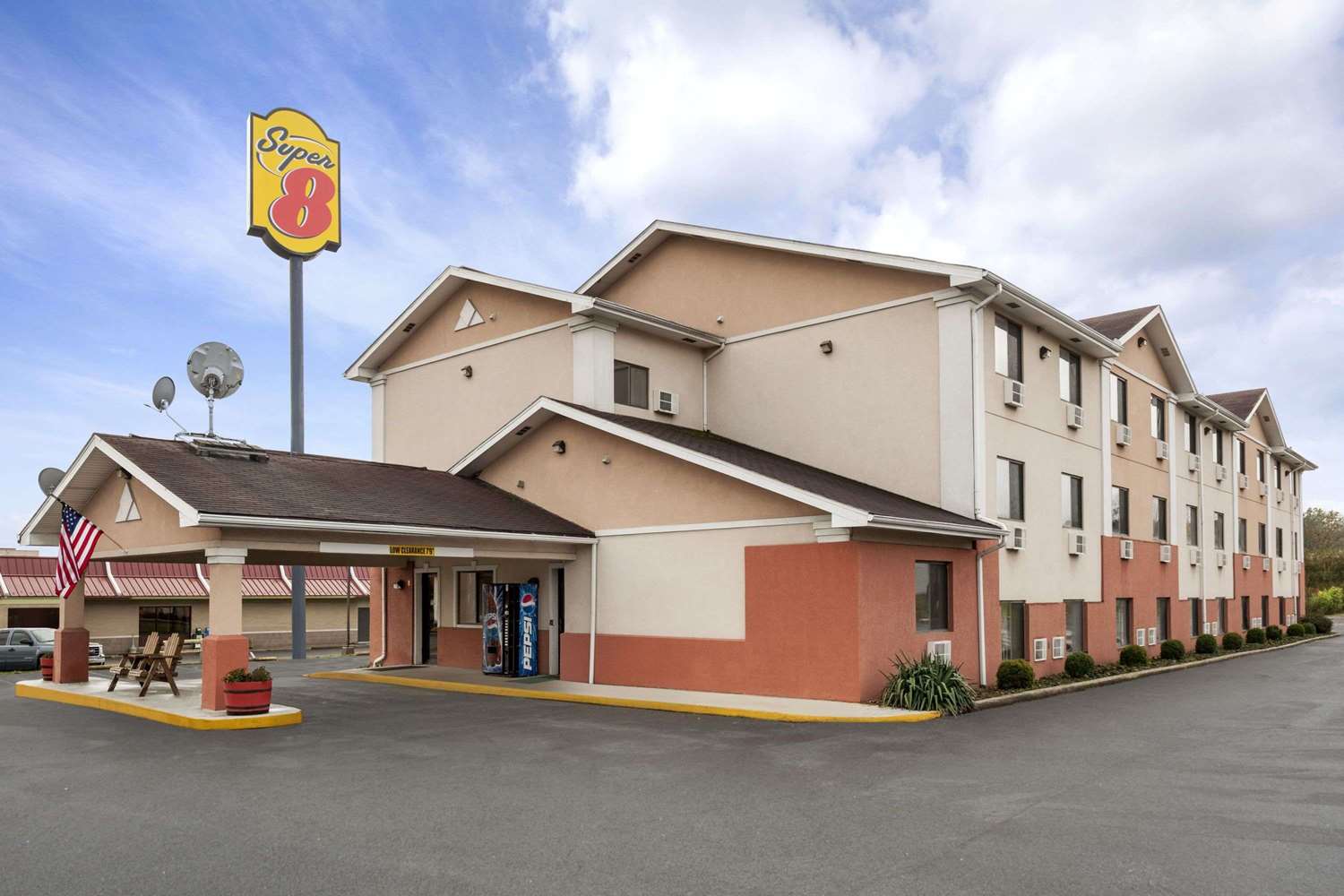 Hotel SUPER 8 BROOKVILLE