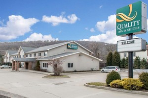 Hotel QUALITY INN & SUITES TITUSVILLE