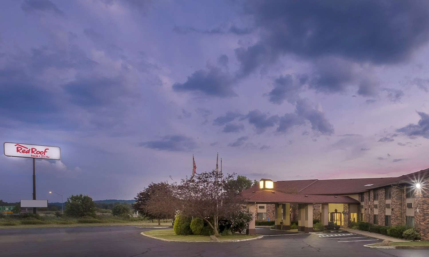 Hotel RED ROOF INN AND SUITES HERMITAGE