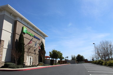 Hotel HOLIDAY INN EXPRESS & SUITES NAPA VALLEY-AMERICAN CANYON