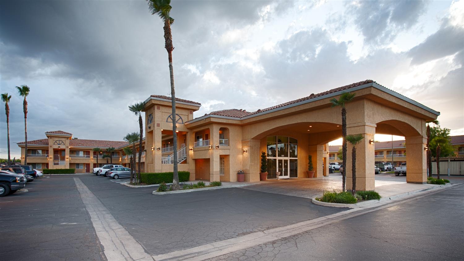 Hotel BEST WESTERN INN & SUITES LEMOORE