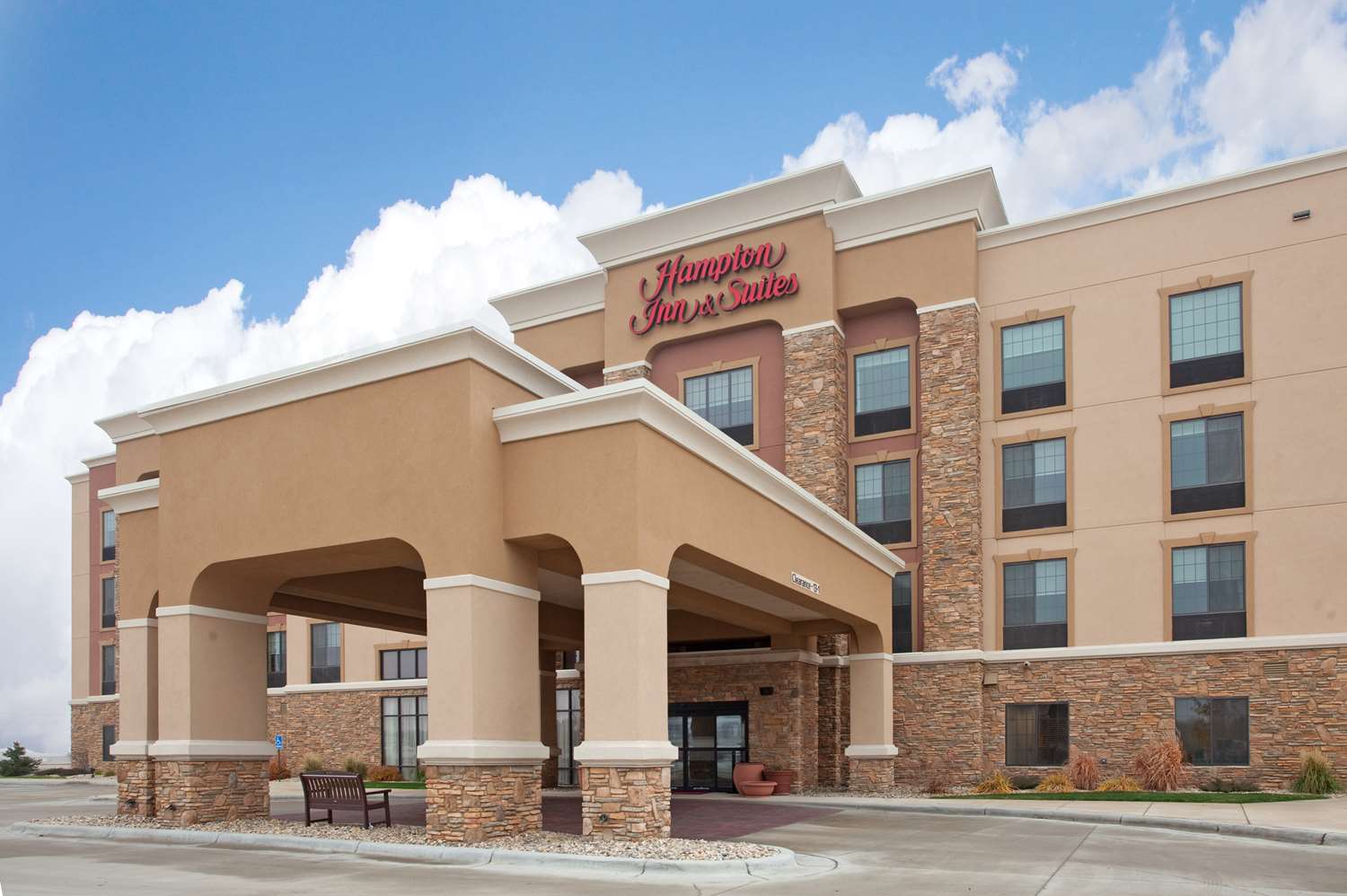 Hotel HAMPTON INN - SUITES WATERTOWN SD