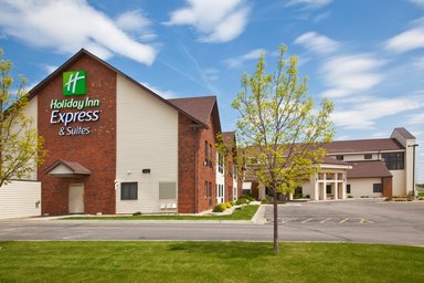 Hotel HOLIDAY INN EXPRESS & SUITES WATERTOWN